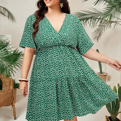 A Guide to Finding the Perfect Plus Size Dress - Moon Wood