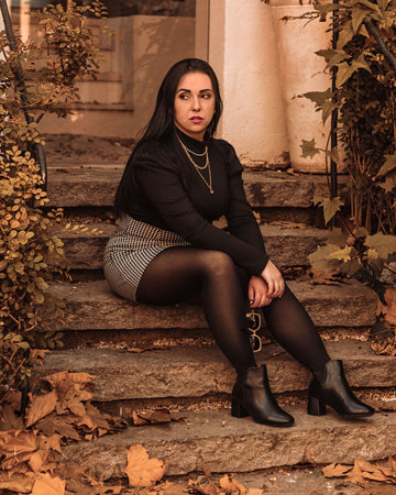 Plus Size Opaque Tights for 2026: The Complete Fit, Denier & Styling Guide for Curvy Women