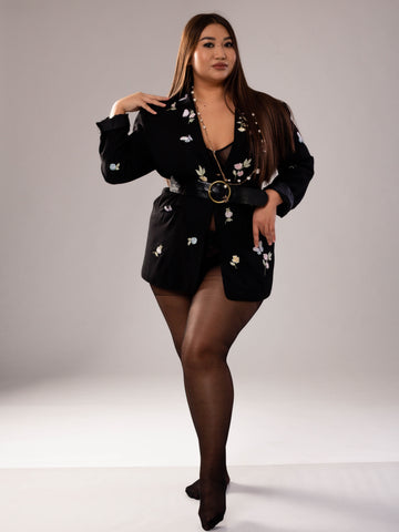 plus size pantyhose sheer hosiery fit guide moonwoodwear