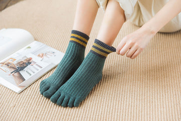 Plus size five toe socks in cozy green knit for wide feet comfort
