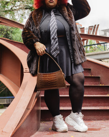 plus size y2k leg warmers 2000s revival trend moonwoodwear