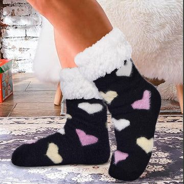 Fuzzy Non Slip Cabin Socks - Black Heart