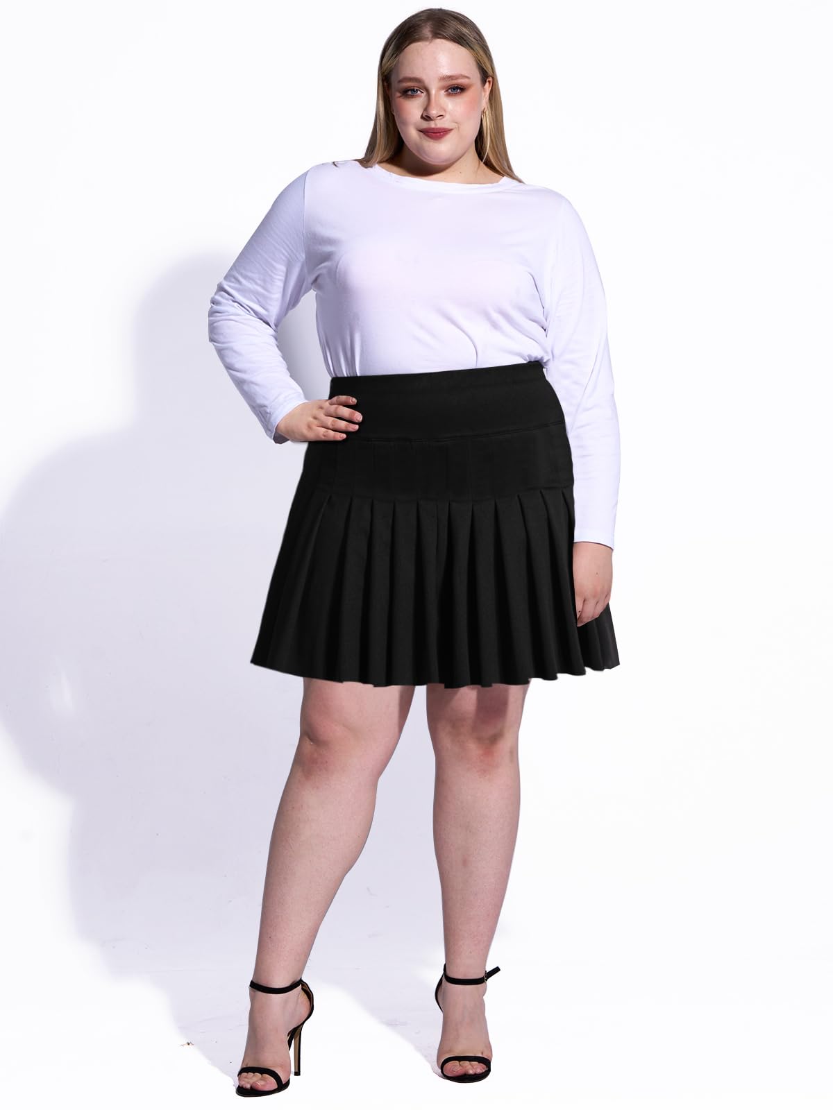 Plus Size Pleated Mini Skirt-Black - Moon Wood