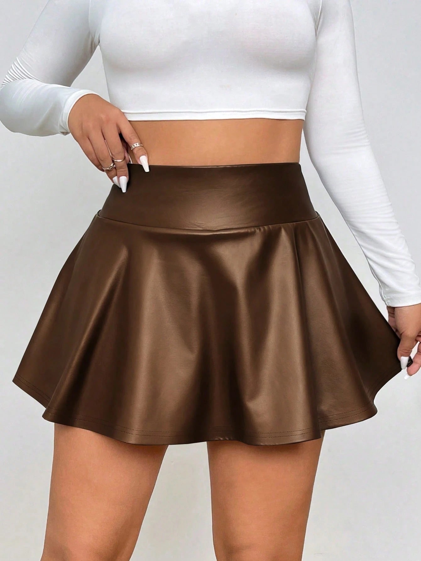 Bulk Plus-Size Black PU Leather Pleated A-Line Skirt 47 Pcs product image 3