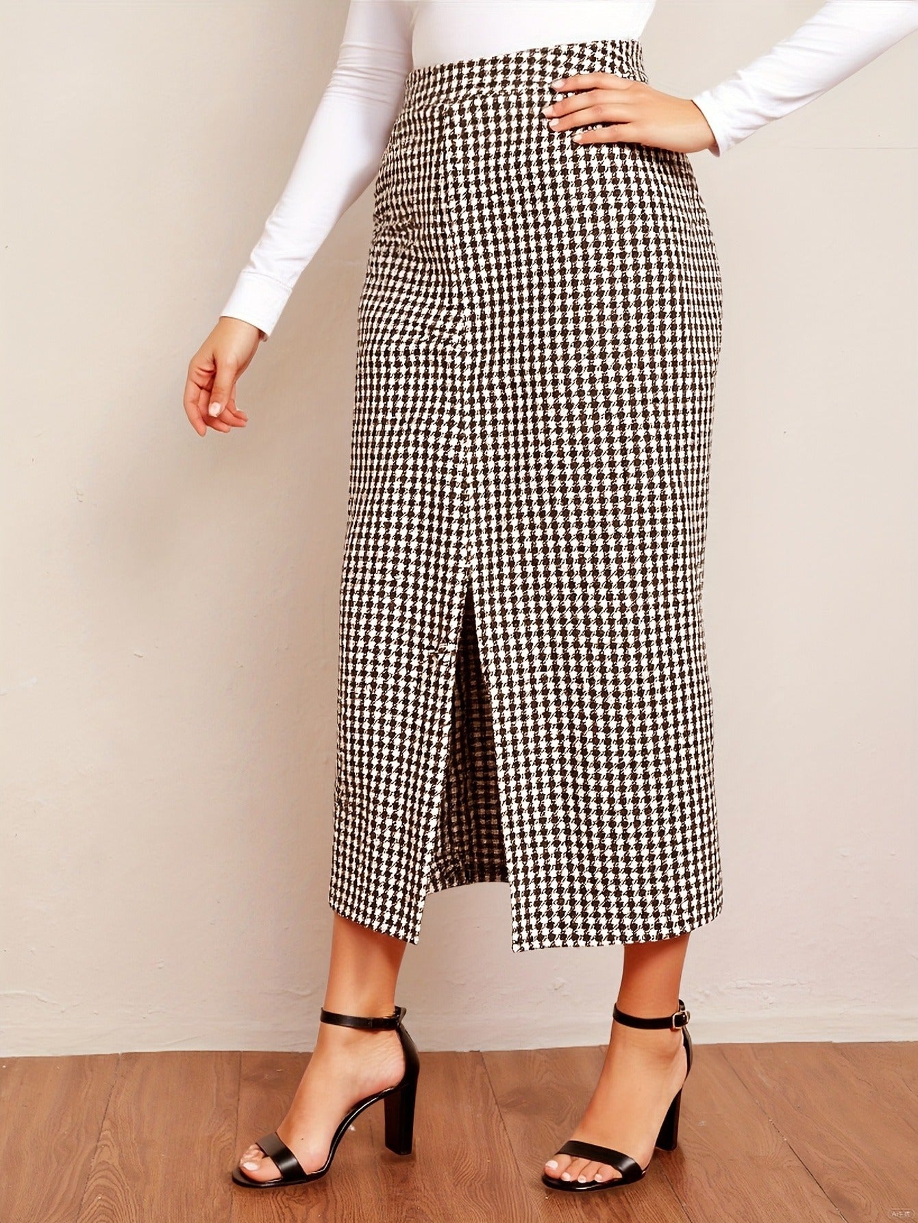 Bulk Plus-Size Coffee-Tone Plaid Slit Skirt 27 Pcs product image 3