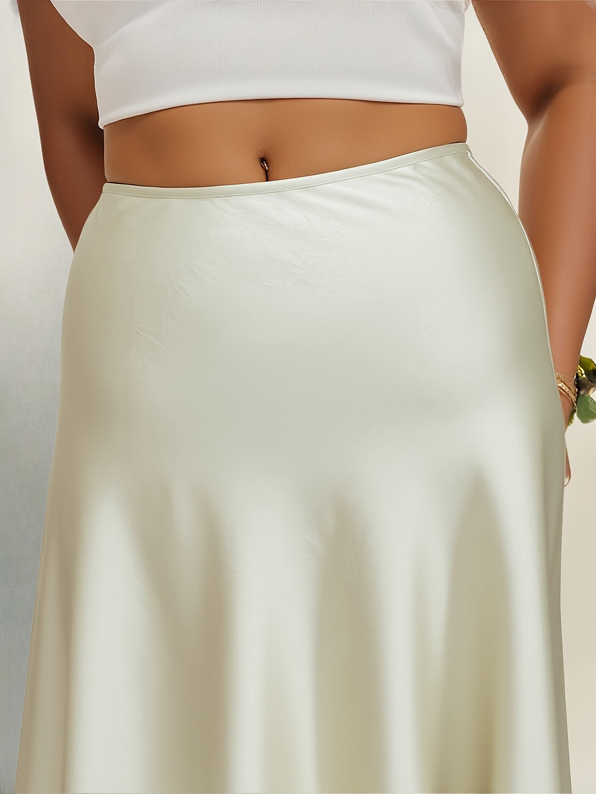 Bulk Plus Size Oversized Skirt Showcases A Creamy White Satin Texture 30 Pcs product image 3