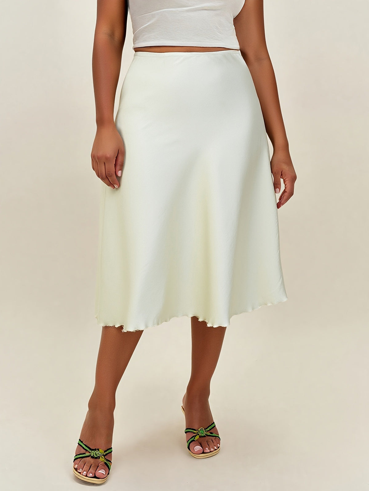 Bulk Plus Size Oversized Skirt Showcases A Creamy White Satin Texture 30 Pcs product image 4