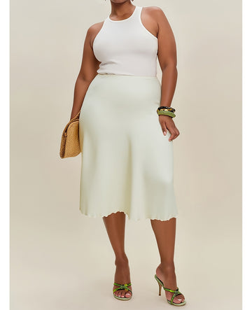 Bulk Plus Size Oversized Skirt Showcases A Creamy White Satin Texture 30 Pcs view 1